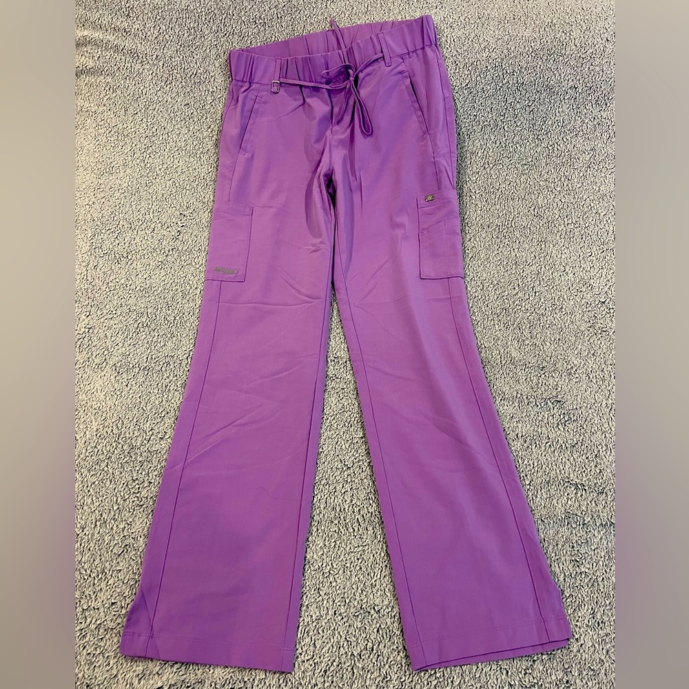 Scrub bottoms: Grey’s Anatomy signature, size Medium, purple